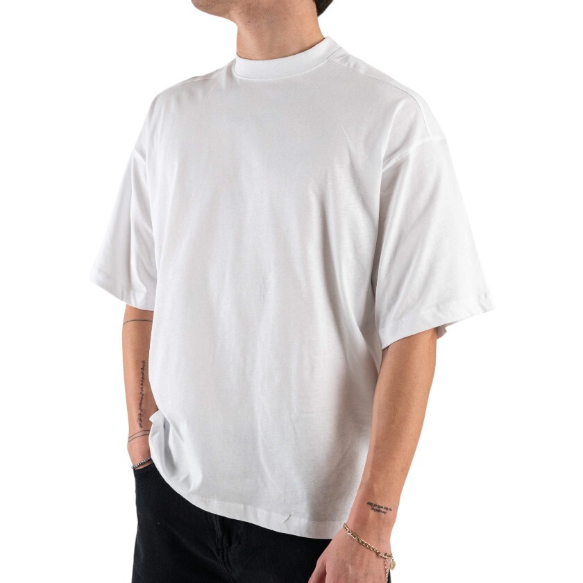 T-shirt basica in cotone oversize